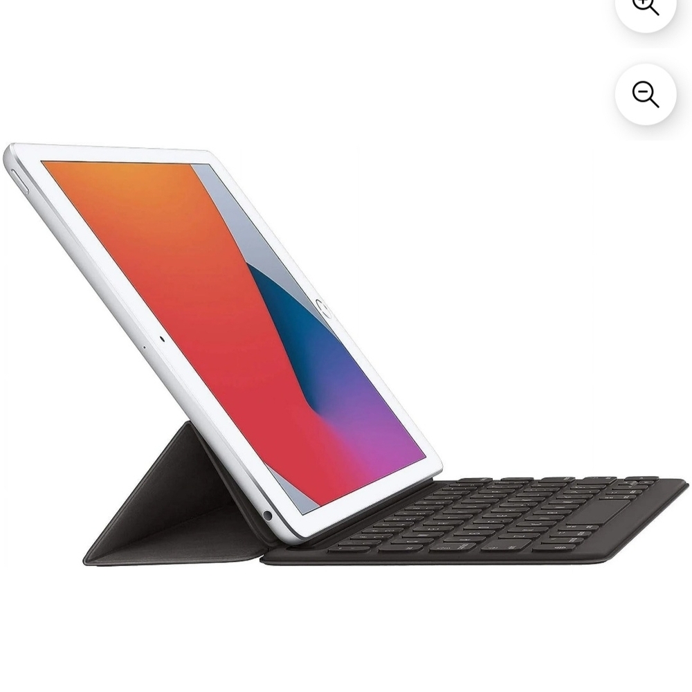 Apple Smart Keyboard for Ipad ( for 7th,8th, and 9th Gen And Apple Pro 3rd Gen)